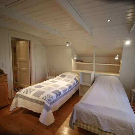 Villa Helga - Beachfront