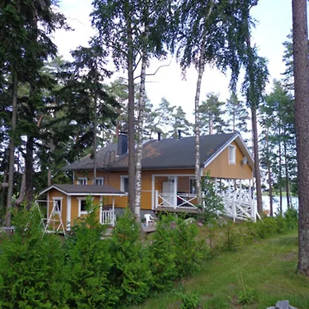 Helga - Beachfront Huvilat *