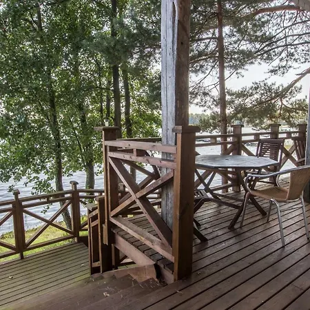 Villa Helga - Beachfront Hitis