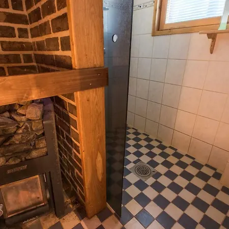 Helga - Beachfront Vila *