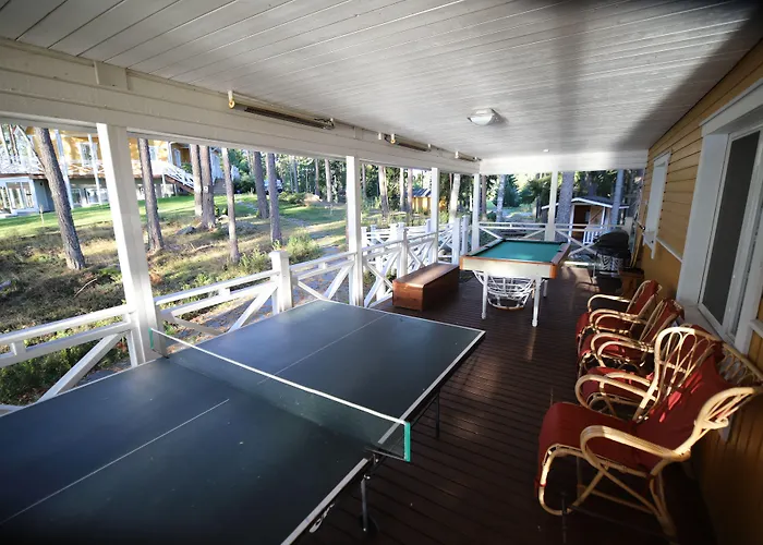 Helga - Beachfront Hitis