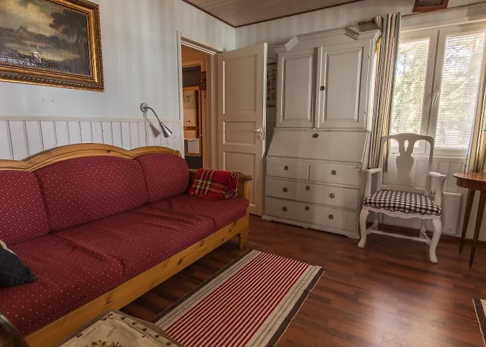 Helga - Beachfront Villa