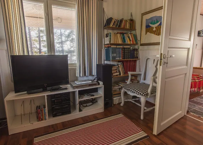 Helga - Beachfront *