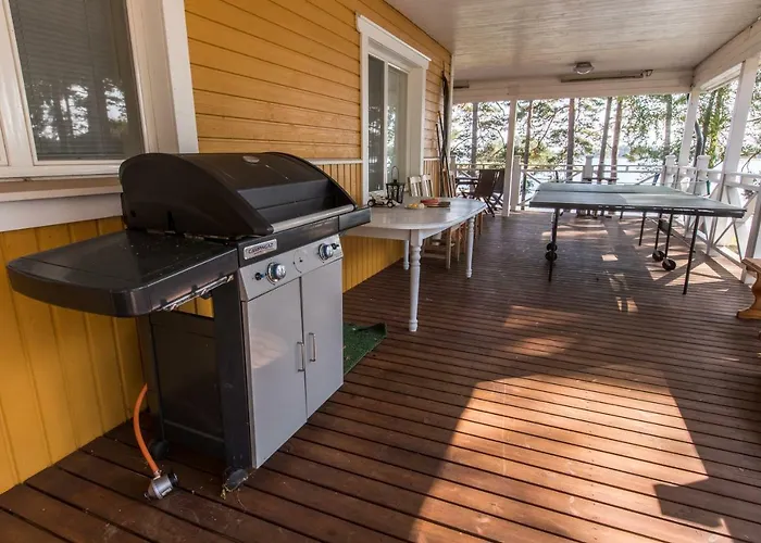 Helga - Beachfront Villa *